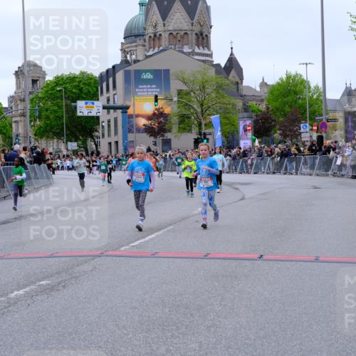 25.04.2026 - Das Zehntel Tim E. http://msf.ph/oto/9578528 25.04.2026 11:04:02 Ziel 5246, 5846, 6271, 6346, 6368, 6487, 6490, 6560, 6794, 6808, 7032, 7449, 7450, 7458, 7470, 7649, 7822, 7847, 7864 meine-sportfotos.de