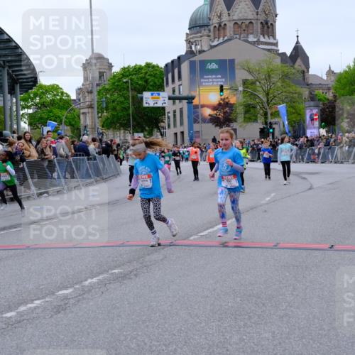 25.04.2026 - Das Zehntel Tim E. http://msf.ph/oto/9578533 25.04.2026 11:04:03 Ziel 5846, 5974, 6271, 6346, 6368, 6560, 6794, 6808, 7449, 7450, 7458, 7470, 7649, 7822, 7847, 7864 meine-sportfotos.de