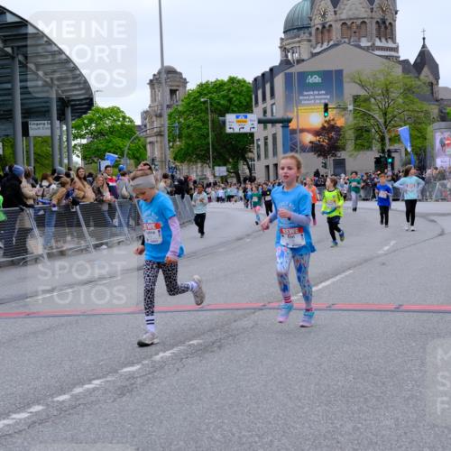 25.04.2026 - Das Zehntel Tim E. http://msf.ph/oto/9578538 25.04.2026 11:04:03 Ziel 5846, 5974, 6271, 6346, 6368, 6560, 6794, 6808, 7449, 7450, 7458, 7470, 7649, 7822, 7847, 7864 meine-sportfotos.de