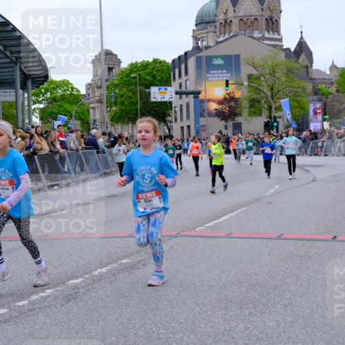 25.04.2026 - Das Zehntel Tim E. http://msf.ph/oto/9578539 25.04.2026 11:04:04 Ziel 5846, 5974, 6271, 6346, 6368, 6560, 6794, 6808, 7099, 7449, 7458, 7470, 7649, 7822, 7847, 7864 meine-sportfotos.de