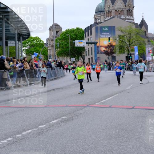 25.04.2026 - Das Zehntel Tim E. http://msf.ph/oto/9578544 25.04.2026 11:04:05 Ziel 5846, 5974, 6271, 6346, 6368, 6560, 6794, 6808, 7099, 7458, 7470, 7649, 7817, 7822, 7847 meine-sportfotos.de