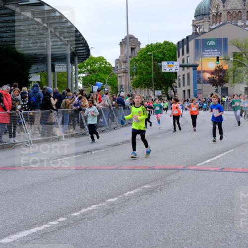 25.04.2026 - Das Zehntel Tim E. http://msf.ph/oto/9578547 25.04.2026 11:04:06 Ziel 5846, 5974, 6271, 6272, 6346, 6368, 6560, 6794, 6808, 7099, 7649, 7817 meine-sportfotos.de