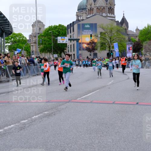25.04.2026 - Das Zehntel Tim E. http://msf.ph/oto/9578566 25.04.2026 11:04:10 Ziel 5846, 5974, 6271, 6272, 6612, 6794, 6808, 7099, 7355, 7367, 7404, 7446, 7481, 7766, 7817 meine-sportfotos.de