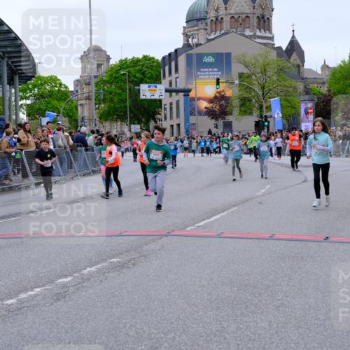 25.04.2026 - Das Zehntel Tim E. http://msf.ph/oto/9578567 25.04.2026 11:04:10 Ziel 5846, 5974, 6271, 6272, 6612, 6794, 6808, 7099, 7355, 7367, 7404, 7446, 7481, 7766, 7817 meine-sportfotos.de
