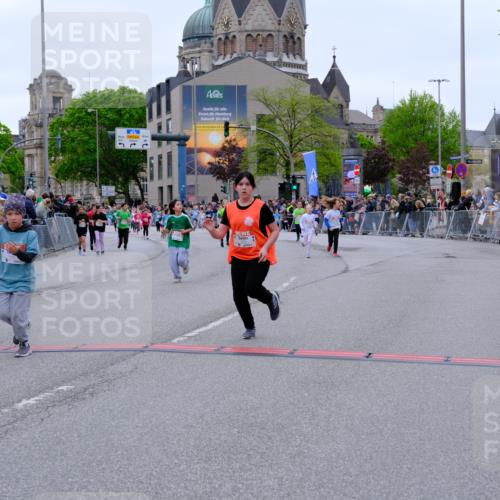 25.04.2026 - Das Zehntel Tim E. http://msf.ph/oto/9578589 25.04.2026 11:04:15 Ziel 5917, 5965, 5974, 6272, 6612, 7099, 7274, 7355, 7367, 7404, 7446, 7481, 7766, 7817 meine-sportfotos.de