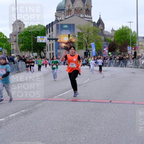 25.04.2026 - Das Zehntel Tim E. http://msf.ph/oto/9578590 25.04.2026 11:04:15 Ziel 5917, 5965, 5974, 6272, 6612, 7099, 7274, 7355, 7367, 7404, 7446, 7481, 7766, 7817 meine-sportfotos.de