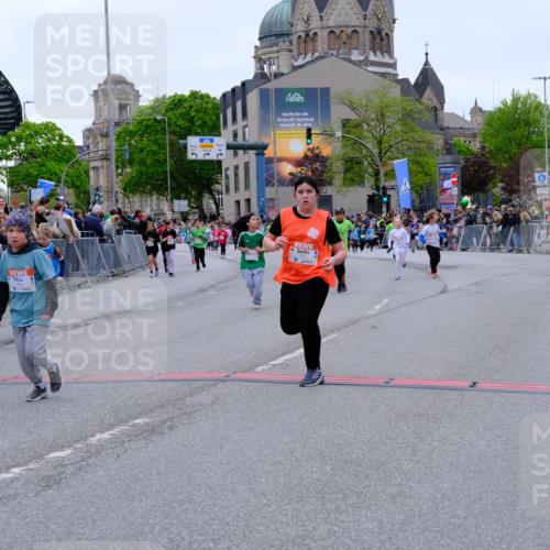 25.04.2026 - Das Zehntel Tim E. http://msf.ph/oto/9578592 25.04.2026 11:04:15 Ziel 5917, 5965, 5974, 6272, 6612, 7099, 7274, 7355, 7367, 7404, 7446, 7481, 7766, 7817 meine-sportfotos.de