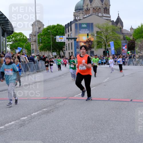 25.04.2026 - Das Zehntel Tim E. http://msf.ph/oto/9578593 25.04.2026 11:04:16 Ziel 5043, 5044, 5917, 5965, 6272, 6612, 7099, 7274, 7355, 7367, 7404, 7446, 7481, 7766, 7817 meine-sportfotos.de