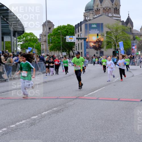 25.04.2026 - Das Zehntel Tim E. http://msf.ph/oto/9578607 25.04.2026 11:04:18 Ziel 5043, 5044, 5917, 5965, 6272, 6612, 7274, 7344, 7355, 7367, 7404, 7446, 7481, 7766 meine-sportfotos.de