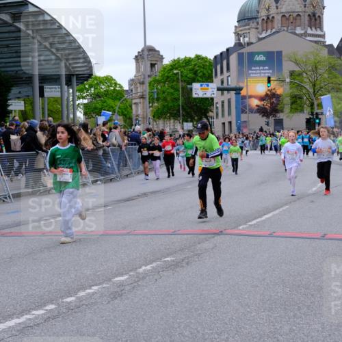 25.04.2026 - Das Zehntel Tim E. http://msf.ph/oto/9578610 25.04.2026 11:04:19 Ziel 5043, 5044, 5917, 5965, 6110, 6612, 7143, 7274, 7344, 7355, 7367, 7404, 7446, 7481, 7766 meine-sportfotos.de