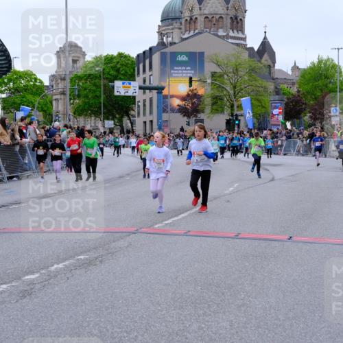 25.04.2026 - Das Zehntel Tim E. http://msf.ph/oto/9578614 25.04.2026 11:04:20 Ziel 5043, 5044, 5334, 5356, 5917, 5965, 6110, 6977, 6979, 7026, 7143, 7274, 7344, 7355, 7367, 7404, 7446, 7481, 7766, 8069 meine-sportfotos.de