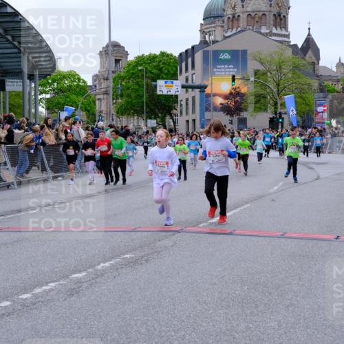 25.04.2026 - Das Zehntel Tim E. http://msf.ph/oto/9578620 25.04.2026 11:04:21 Ziel 5043, 5044, 5334, 5356, 5917, 5965, 5981, 6110, 6811, 6977, 6979, 7026, 7143, 7274, 7344, 7404, 7446, 7481, 7487, 7489, 7493, 8069 meine-sportfotos.de
