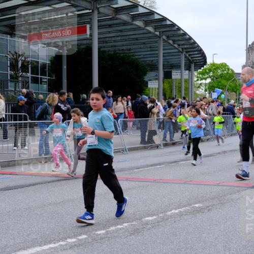 25.04.2026 - Das Zehntel Tim E. http://msf.ph/oto/9578623 25.04.2026 11:05:05 Ziel 5051, 5096, 5121, 5124, 5172, 6480, 6481, 6773, 6801, 6851, 7210, 7213, 7215, 7216, 7268, 7295, 7416, 7471, 7564, 7578, 7589, 7637, 7645, 7870 meine-sportfotos.de