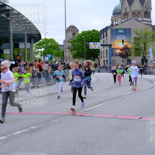 25.04.2026 - Das Zehntel Tim E. http://msf.ph/oto/9578629 25.04.2026 11:05:07 Ziel 5051, 5096, 5121, 5124, 5172, 6480, 6481, 6587, 6773, 6851, 7210, 7213, 7215, 7216, 7268, 7295, 7416, 7471, 7564, 7578, 7589, 7637, 7645 meine-sportfotos.de