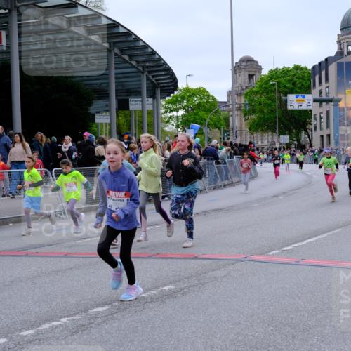 25.04.2026 - Das Zehntel Tim E. http://msf.ph/oto/9578632 25.04.2026 11:05:08 Ziel 5051, 5121, 5124, 5172, 6241, 6480, 6481, 6587, 6851, 7210, 7213, 7215, 7216, 7268, 7295, 7416, 7471, 7564, 7578, 7589, 7637, 7645 meine-sportfotos.de