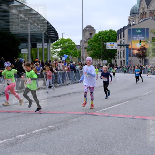 25.04.2026 - Das Zehntel Tim E. http://msf.ph/oto/9578646 25.04.2026 11:05:11 Ziel 5051, 5172, 6195, 6241, 6480, 6481, 6587, 6739, 6765, 7210, 7213, 7215, 7216, 7268, 7295, 7416, 7564, 7578, 7589, 7637, 7645 meine-sportfotos.de