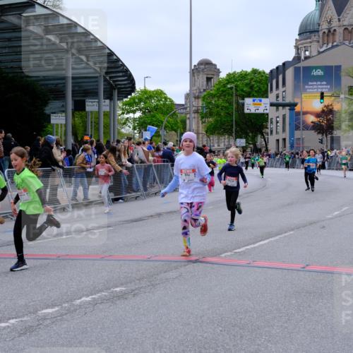 25.04.2026 - Das Zehntel Tim E. http://msf.ph/oto/9578648 25.04.2026 11:05:11 Ziel 5051, 5172, 6195, 6241, 6480, 6481, 6587, 6739, 6765, 7210, 7213, 7215, 7216, 7268, 7295, 7416, 7564, 7578, 7589, 7637, 7645 meine-sportfotos.de