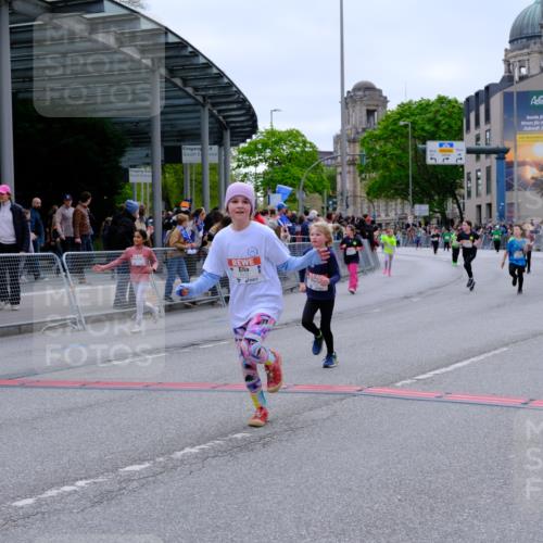 25.04.2026 - Das Zehntel Tim E. http://msf.ph/oto/9578650 25.04.2026 11:05:12 Ziel 5051, 5172, 6195, 6241, 6480, 6481, 6587, 6739, 6765, 7210, 7213, 7215, 7216, 7268, 7295, 7578, 7589, 7637, 7645 meine-sportfotos.de