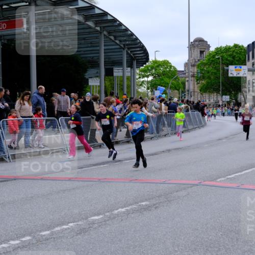 25.04.2026 - Das Zehntel Tim E. http://msf.ph/oto/9578658 25.04.2026 11:05:15 Ziel 5172, 6195, 6197, 6241, 6587, 6739, 6765, 7210, 7213, 7217, 7268, 7295, 7578, 7637, 7774, 7777 meine-sportfotos.de