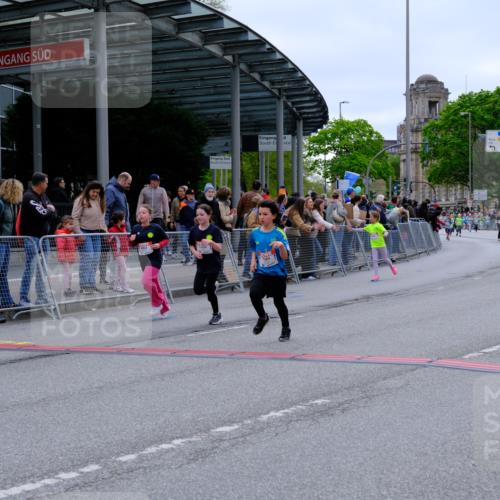 25.04.2026 - Das Zehntel Tim E. http://msf.ph/oto/9578660 25.04.2026 11:05:16 Ziel 5172, 6195, 6197, 6241, 6587, 6739, 6765, 7217, 7268, 7295, 7774, 7777 meine-sportfotos.de