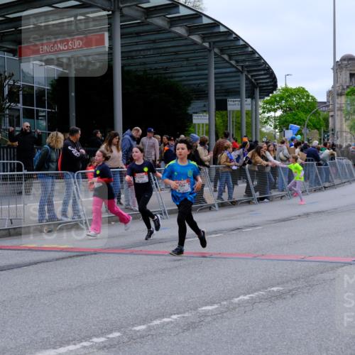 25.04.2026 - Das Zehntel Tim E. http://msf.ph/oto/9578664 25.04.2026 11:05:16 Ziel 5172, 6195, 6197, 6241, 6587, 6739, 6765, 7217, 7268, 7295, 7774, 7777 meine-sportfotos.de