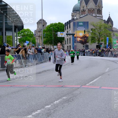 25.04.2026 - Das Zehntel Tim E. http://msf.ph/oto/9578680 25.04.2026 11:05:25 Ziel 5890, 6197, 6934, 7217, 7281, 7774, 7777, 18087 meine-sportfotos.de