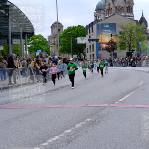 25.04.2026 - Das Zehntel Tim E. http://msf.ph/oto/9578686 25.04.2026 11:05:29 Ziel 5191, 5843, 5845, 5890, 6934, 6985, 7281, 7454, 7460, 18087 meine-sportfotos.de