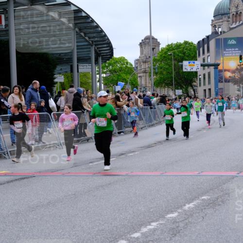 25.04.2026 - Das Zehntel Tim E. http://msf.ph/oto/9578690 25.04.2026 11:05:31 Ziel 5191, 5843, 5845, 5890, 6985, 7281, 7454, 7460, 7892, 7894, 7902, 18087 meine-sportfotos.de