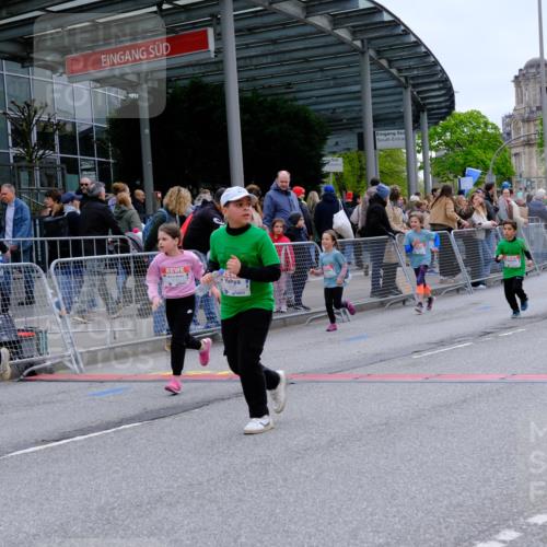 25.04.2026 - Das Zehntel Tim E. http://msf.ph/oto/9578695 25.04.2026 11:05:32 Ziel 5191, 5843, 5845, 5890, 6985, 7281, 7454, 7460, 7892, 7894, 7902, 18087 meine-sportfotos.de