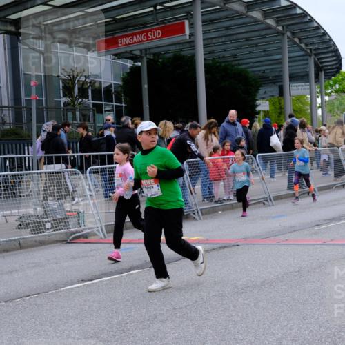25.04.2026 - Das Zehntel Tim E. http://msf.ph/oto/9578697 25.04.2026 11:05:32 Ziel 5191, 5843, 5845, 5890, 6985, 7281, 7454, 7460, 7892, 7894, 7902, 18087 meine-sportfotos.de