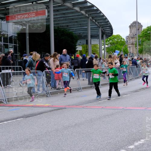 25.04.2026 - Das Zehntel Tim E. http://msf.ph/oto/9578699 25.04.2026 11:05:34 Ziel 5191, 5843, 5845, 5890, 6985, 7068, 7083, 7454, 7460, 7892, 7894, 7902 meine-sportfotos.de
