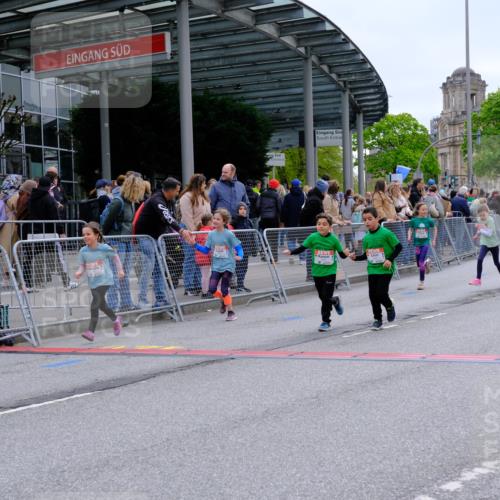 25.04.2026 - Das Zehntel Tim E. http://msf.ph/oto/9578700 25.04.2026 11:05:34 Ziel 5191, 5843, 5845, 5890, 6985, 7068, 7083, 7454, 7460, 7892, 7894, 7902 meine-sportfotos.de