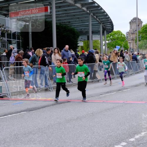 25.04.2026 - Das Zehntel Tim E. http://msf.ph/oto/9578702 25.04.2026 11:05:35 Ziel 5191, 5843, 5845, 5890, 6985, 7068, 7083, 7454, 7460, 7892, 7894, 7902 meine-sportfotos.de