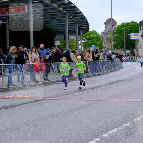 25.04.2026 - Das Zehntel Tim E. http://msf.ph/oto/9578717 25.04.2026 11:05:38 Ziel 5191, 5843, 5845, 6985, 7068, 7083, 7454, 7460, 7892, 7894, 7902 meine-sportfotos.de
