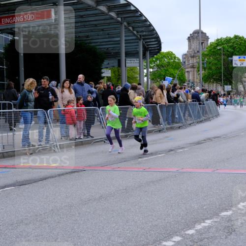 25.04.2026 - Das Zehntel Tim E. http://msf.ph/oto/9578718 25.04.2026 11:05:38 Ziel 5191, 5843, 5845, 6985, 7068, 7083, 7454, 7460, 7892, 7894, 7902 meine-sportfotos.de