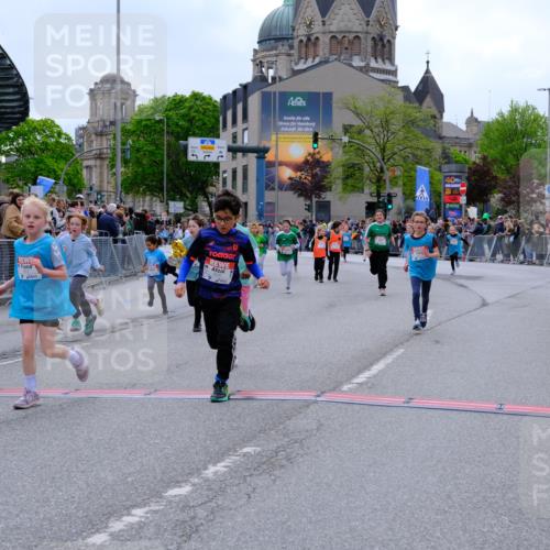 25.04.2026 - Das Zehntel Tim E. http://msf.ph/oto/9578732 25.04.2026 11:05:46 Ziel 5618, 5622, 5637, 5640, 5642, 5893, 5919, 6002, 6621, 6626, 6769, 6775, 7415, 7418, 7580, 7614, 7871 meine-sportfotos.de