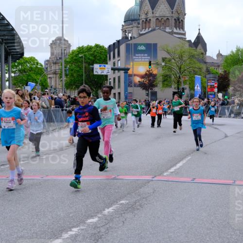 25.04.2026 - Das Zehntel Tim E. http://msf.ph/oto/9578734 25.04.2026 11:05:46 Ziel 5618, 5622, 5637, 5640, 5642, 5893, 5919, 6002, 6621, 6626, 6769, 6775, 7415, 7418, 7580, 7614, 7871 meine-sportfotos.de