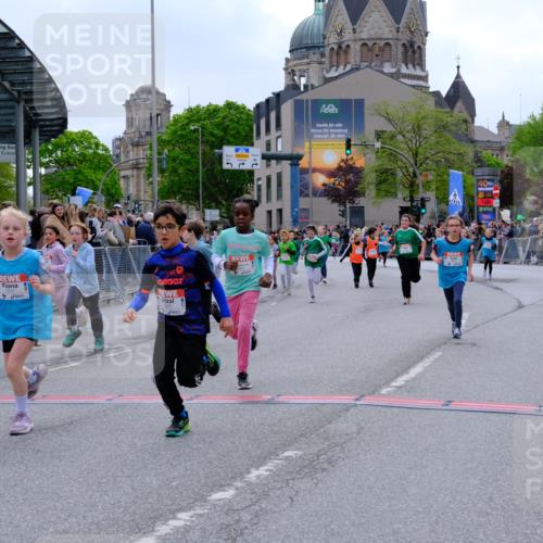 25.04.2026 - Das Zehntel Tim E. http://msf.ph/oto/9578735 25.04.2026 11:05:46 Ziel 5618, 5622, 5637, 5640, 5642, 5893, 5919, 6002, 6621, 6626, 6769, 6775, 7415, 7418, 7580, 7614, 7871 meine-sportfotos.de