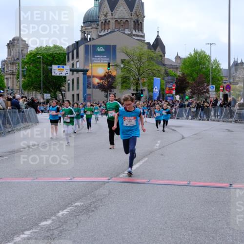 25.04.2026 - Das Zehntel Tim E. http://msf.ph/oto/9578739 25.04.2026 11:05:47 Ziel 5618, 5622, 5637, 5640, 5642, 5893, 5919, 6002, 6621, 6626, 6769, 6775, 7415, 7418, 7580, 7614, 7816, 7871 meine-sportfotos.de