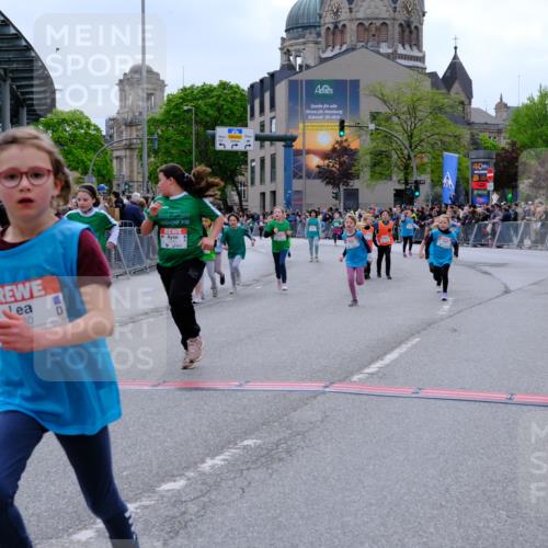 25.04.2026 - Das Zehntel Tim E. http://msf.ph/oto/9578744 25.04.2026 11:05:49 Ziel 5618, 5622, 5637, 5640, 5642, 5766, 5893, 5919, 6002, 6469, 6621, 6626, 6769, 6775, 7189, 7415, 7418, 7580, 7614, 7816, 7871 meine-sportfotos.de
