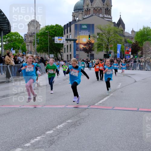 25.04.2026 - Das Zehntel Tim E. http://msf.ph/oto/9578750 25.04.2026 11:05:51 Ziel 5607, 5618, 5620, 5622, 5637, 5640, 5642, 5766, 5893, 5919, 6002, 6469, 6621, 6626, 6769, 6775, 6796, 6807, 7189, 7353, 7354, 7415, 7418, 7580, 7614, 7816, 7871 meine-sportfotos.de