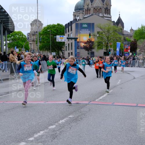 25.04.2026 - Das Zehntel Tim E. http://msf.ph/oto/9578751 25.04.2026 11:05:51 Ziel 5607, 5618, 5620, 5622, 5637, 5640, 5642, 5766, 5893, 5919, 6002, 6469, 6621, 6626, 6769, 6775, 6796, 6807, 7189, 7353, 7354, 7415, 7418, 7580, 7614, 7816, 7871 meine-sportfotos.de