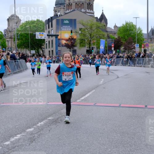 25.04.2026 - Das Zehntel Tim E. http://msf.ph/oto/9578758 25.04.2026 11:05:52 Ziel 5607, 5618, 5620, 5622, 5637, 5640, 5642, 5766, 5893, 5919, 6002, 6469, 6621, 6626, 6769, 6775, 6796, 6807, 7189, 7353, 7354, 7580, 7614, 7816, 7871 meine-sportfotos.de