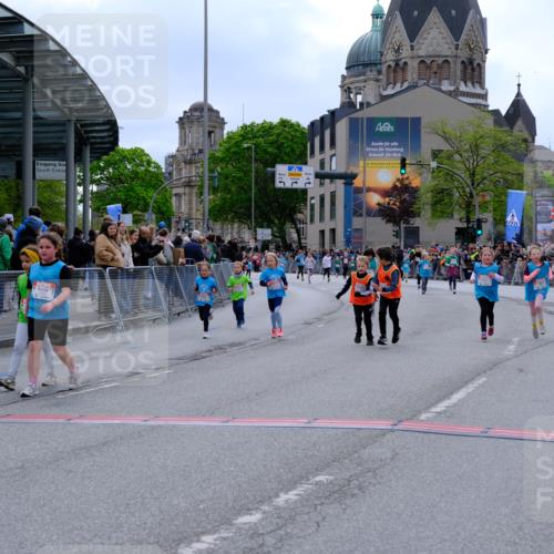 25.04.2026 - Das Zehntel Tim E. http://msf.ph/oto/9578762 25.04.2026 11:05:54 Ziel 5210, 5607, 5618, 5620, 5622, 5640, 5642, 5766, 5877, 5893, 5919, 6469, 6769, 6775, 6796, 6807, 7189, 7353, 7354, 7816, 7871 meine-sportfotos.de