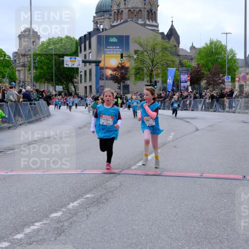 25.04.2026 - Das Zehntel Tim E. http://msf.ph/oto/9578775 25.04.2026 11:05:56 Ziel 5010, 5210, 5607, 5618, 5620, 5622, 5642, 5766, 5877, 6469, 6796, 6807, 7189, 7353, 7354, 7816, 7871 meine-sportfotos.de