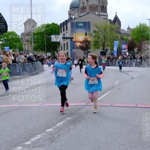 25.04.2026 - Das Zehntel Tim E. http://msf.ph/oto/9578779 25.04.2026 11:05:57 Ziel 5010, 5210, 5607, 5618, 5620, 5622, 5642, 5766, 5877, 6469, 6796, 6807, 7189, 7353, 7354, 7816, 7871 meine-sportfotos.de