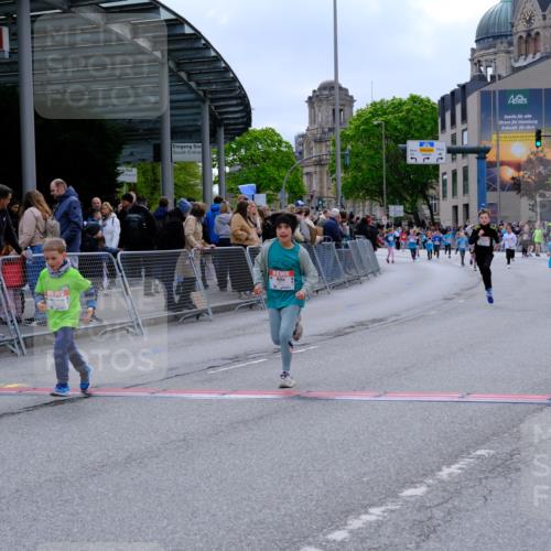 25.04.2026 - Das Zehntel Tim E. http://msf.ph/oto/9578787 25.04.2026 11:05:59 Ziel 5010, 5210, 5607, 5620, 5623, 5639, 5766, 5877, 6445, 6469, 6796, 6807, 7189, 7353, 7354, 7816 meine-sportfotos.de