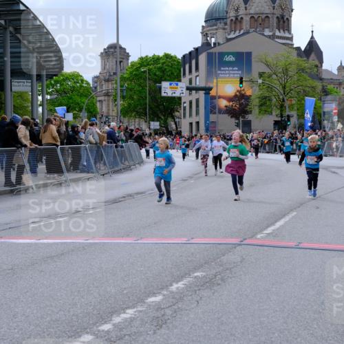 25.04.2026 - Das Zehntel Tim E. http://msf.ph/oto/9578799 25.04.2026 11:06:03 Ziel 5010, 5174, 5177, 5210, 5620, 5623, 5639, 5877, 6445, 6796, 6807 meine-sportfotos.de
