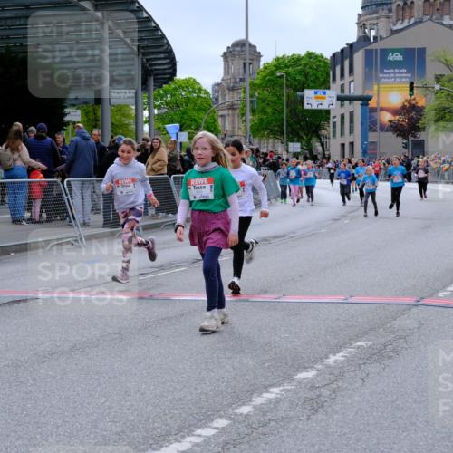 25.04.2026 - Das Zehntel Tim E. http://msf.ph/oto/9578802 25.04.2026 11:06:07 Ziel 5010, 5174, 5177, 5611, 5623, 5631, 5639, 5656, 6445, 6776, 6835, 6841, 6863, 7765, 7786, 7793 meine-sportfotos.de