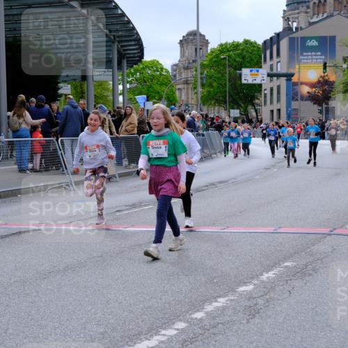 25.04.2026 - Das Zehntel Tim E. http://msf.ph/oto/9578803 25.04.2026 11:06:07 Ziel 5010, 5174, 5177, 5611, 5623, 5631, 5639, 5656, 6445, 6776, 6835, 6841, 6863, 7765, 7786, 7793 meine-sportfotos.de